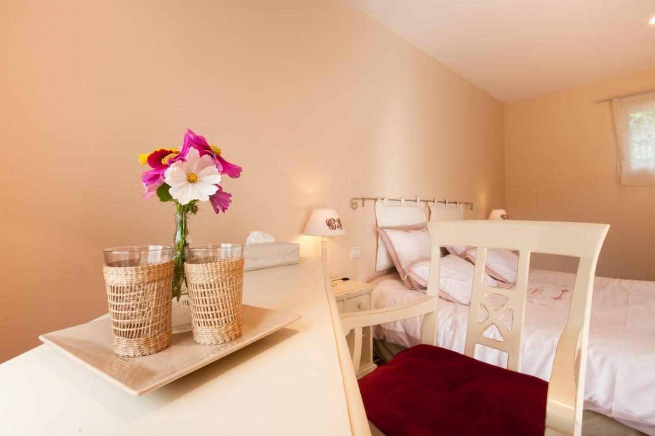 Domaine De La Combotte Bed & Breakfast Nantoux Exterior photo
