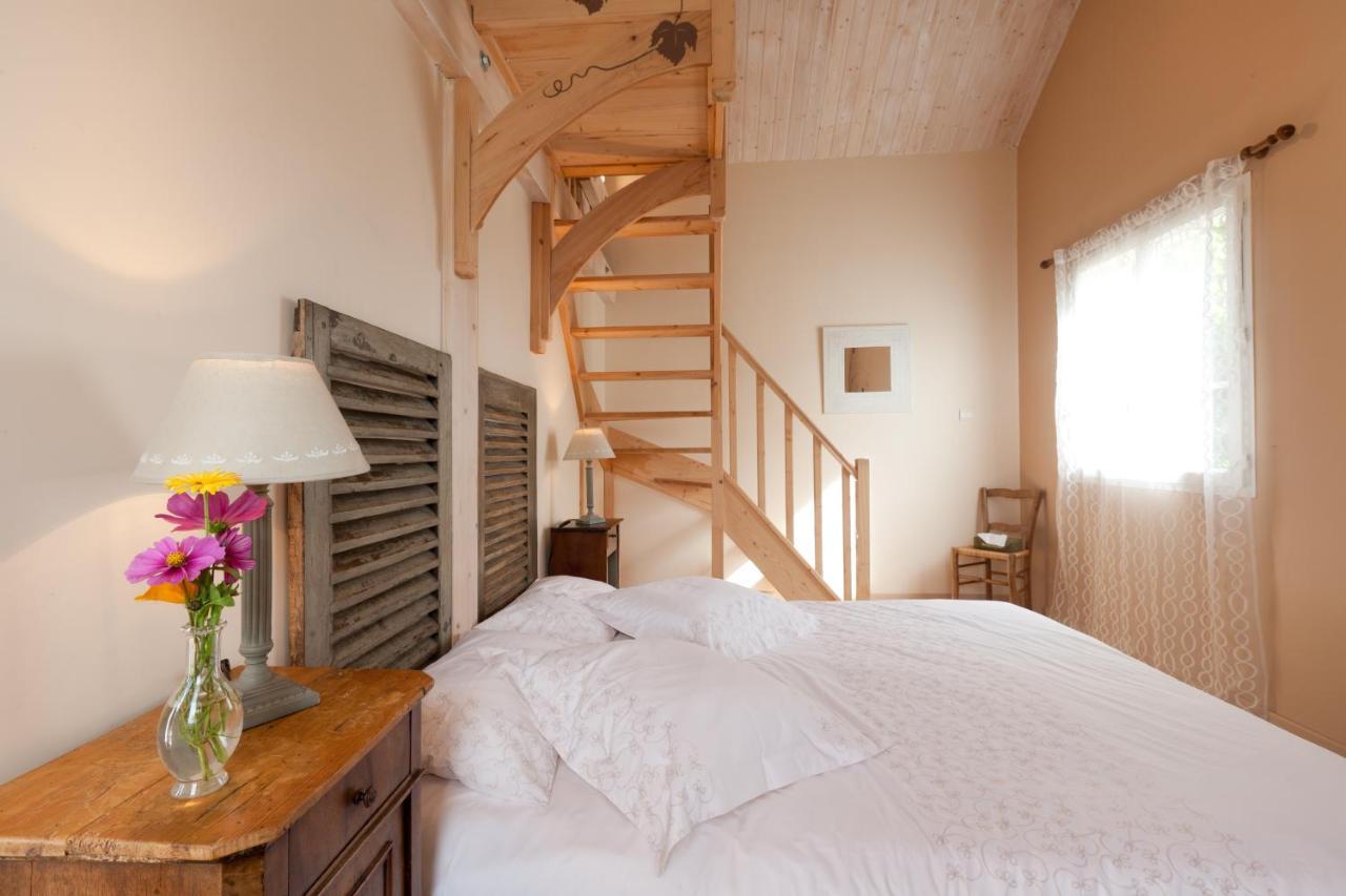 Domaine De La Combotte Bed & Breakfast Nantoux Exterior photo