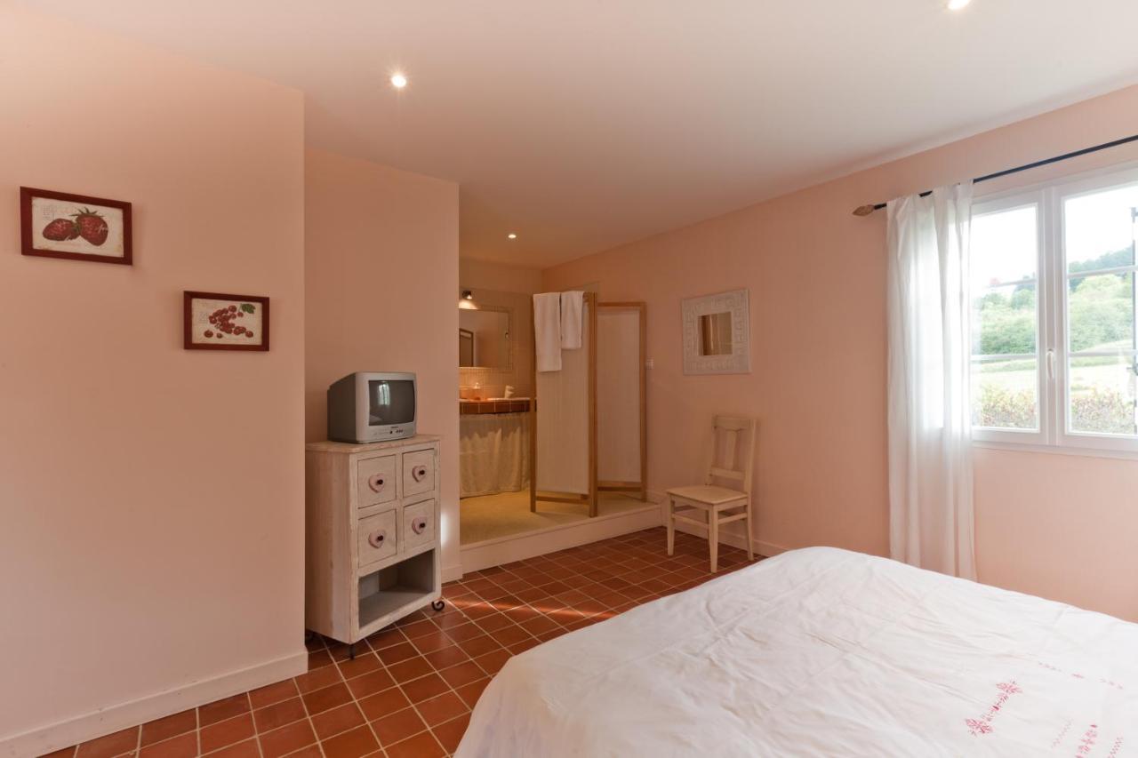Domaine De La Combotte Bed & Breakfast Nantoux Exterior photo