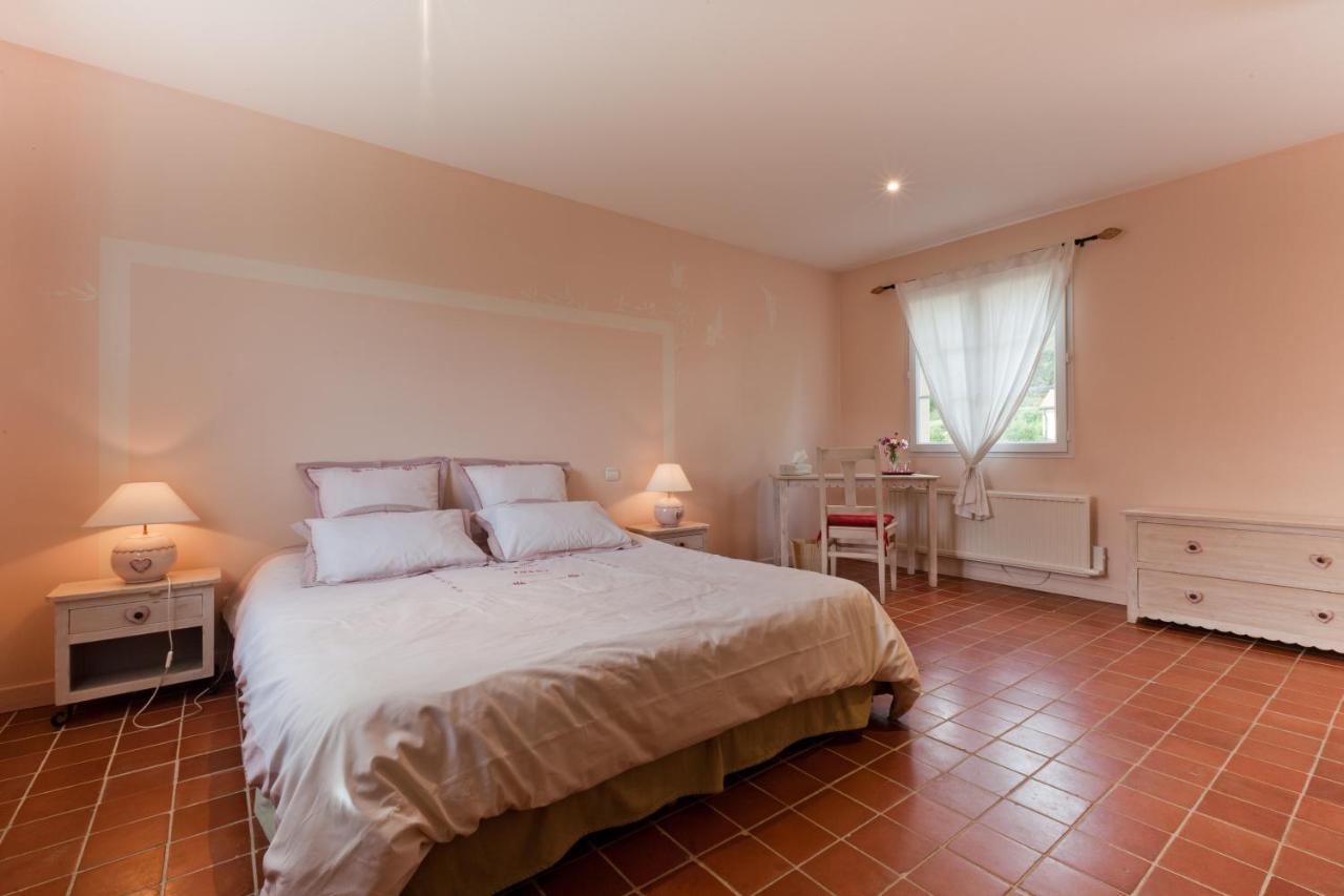 Domaine De La Combotte Bed & Breakfast Nantoux Exterior photo